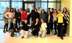 Gruppenfoto-gross