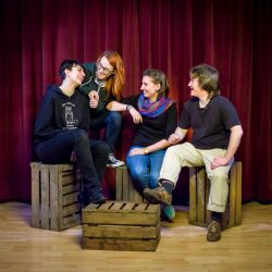 Theaterauswahl_Web_2-657b0e7eaedac.jpg