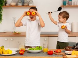 spielend-kochen_kinder_c-freepik